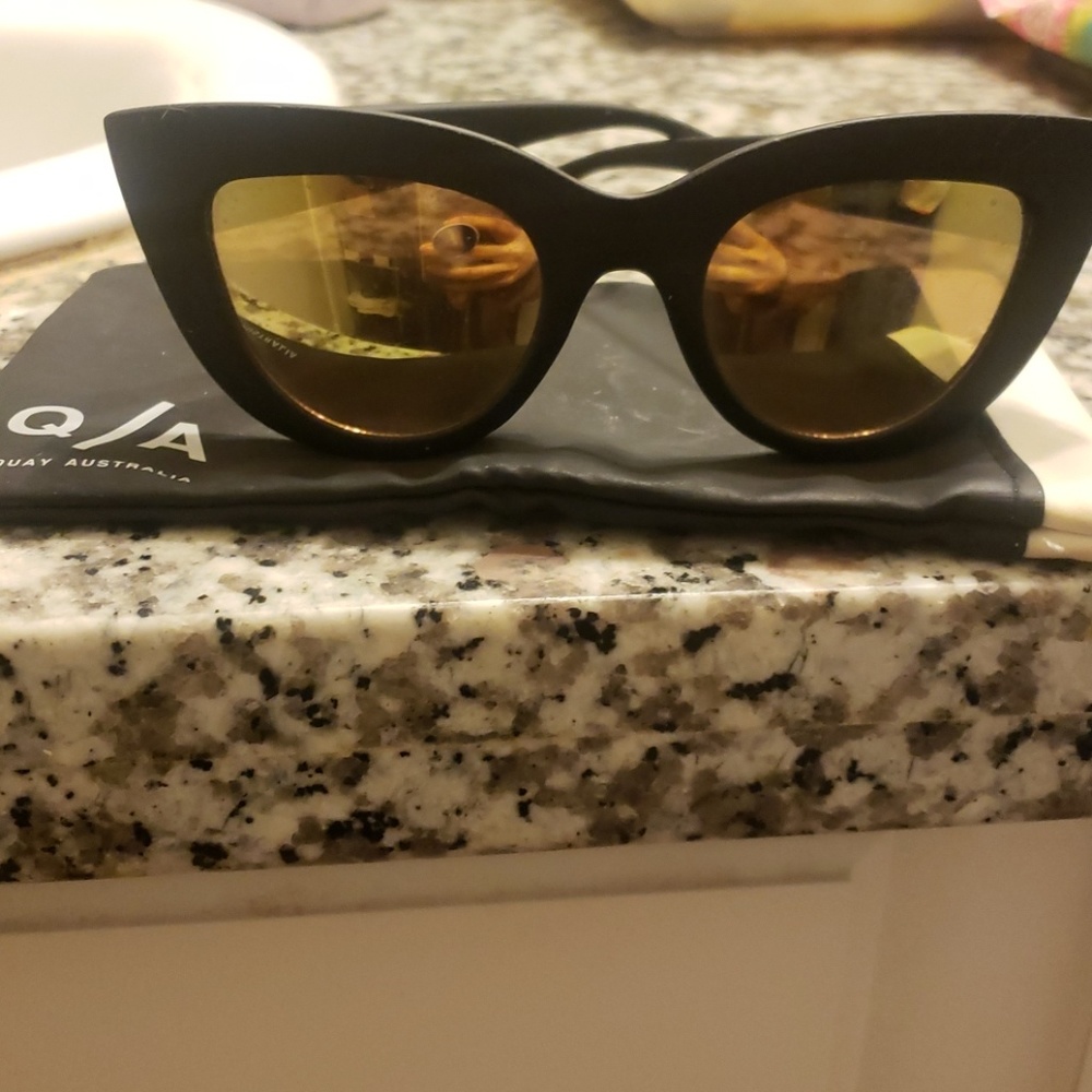 Quay cat eye glasses